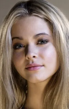 Фотография актёра Саша Питерс