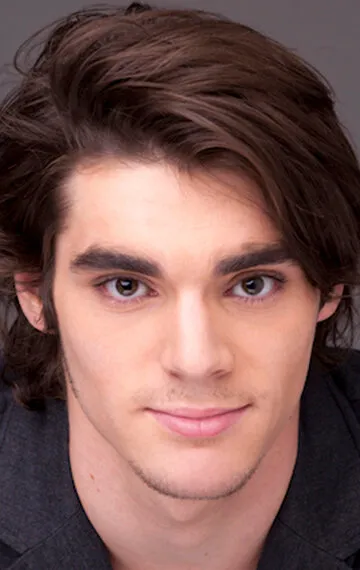 Фотография актёра – АрДжей Митти (RJ Mitte)