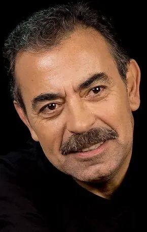 Фотография актёра Мехмет Гюлер