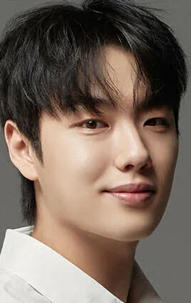 Фотография актёра Юн Хён-су