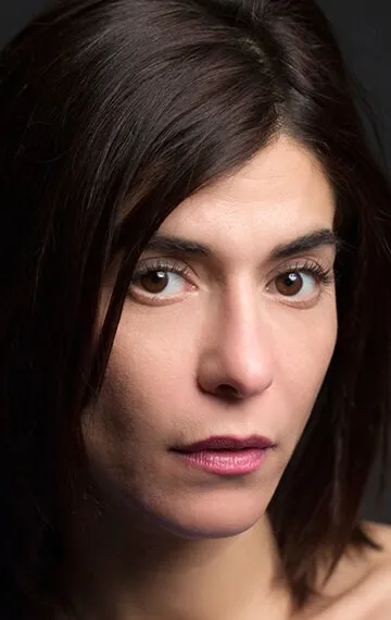 Фотография актёра Лубна Азабаль