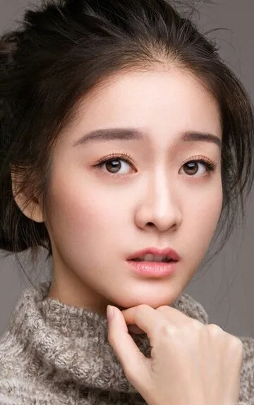 Фотография актёра Чжан Сюэин