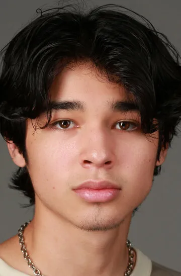 Фотография актёра Айзек Ареллянес