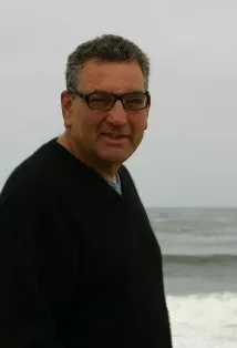 Фотография актёра Генри Брончтейн