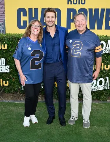 Состоялась премьера сериала Hulu «Чед Пауэрс»