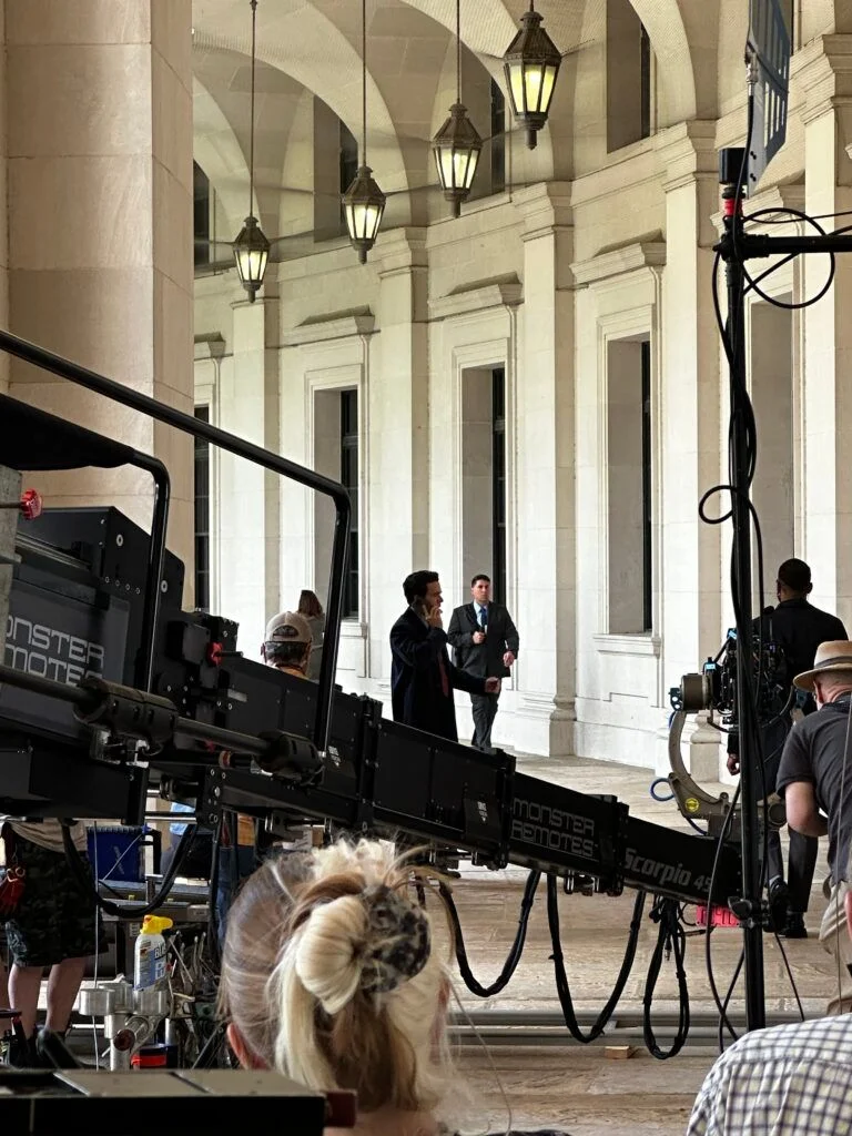 Постер Вышел трейлер к 3 сезону сериала «Укрытие»